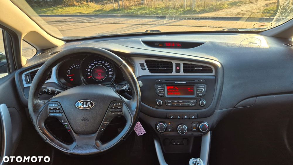 Kia Ceed 1.6 GDI Edition 7 - 12