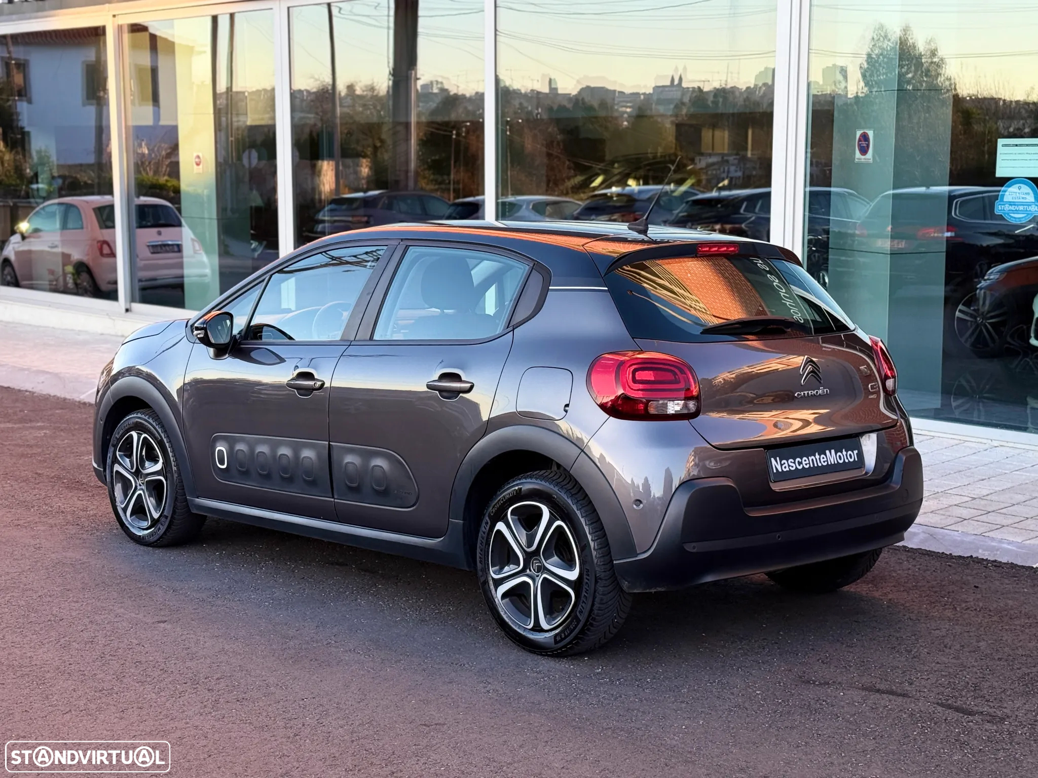 Citroën C3 1.2 PureTech Shine - 12