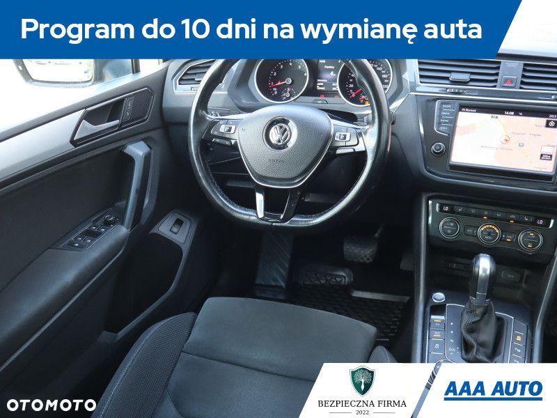 Volkswagen Tiguan - 9