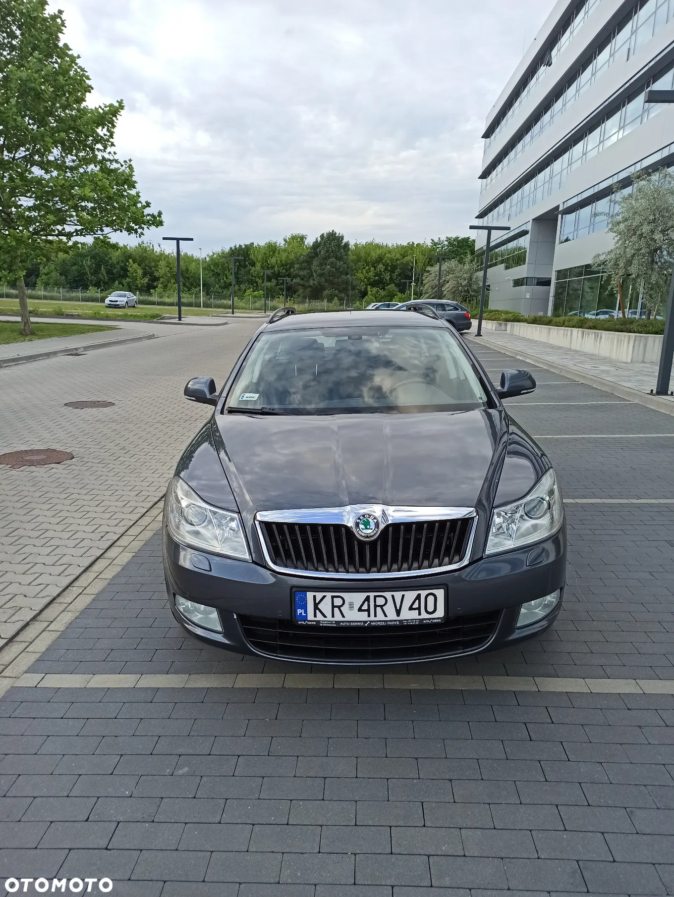 Skoda Octavia 2.0 TDI DPF Elegance - 4