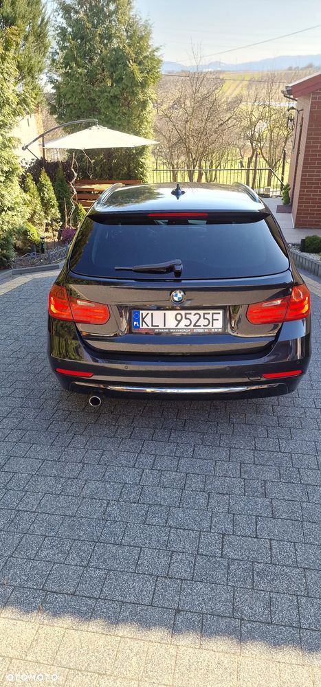 BMW Seria 3 318d Sport Line - 16