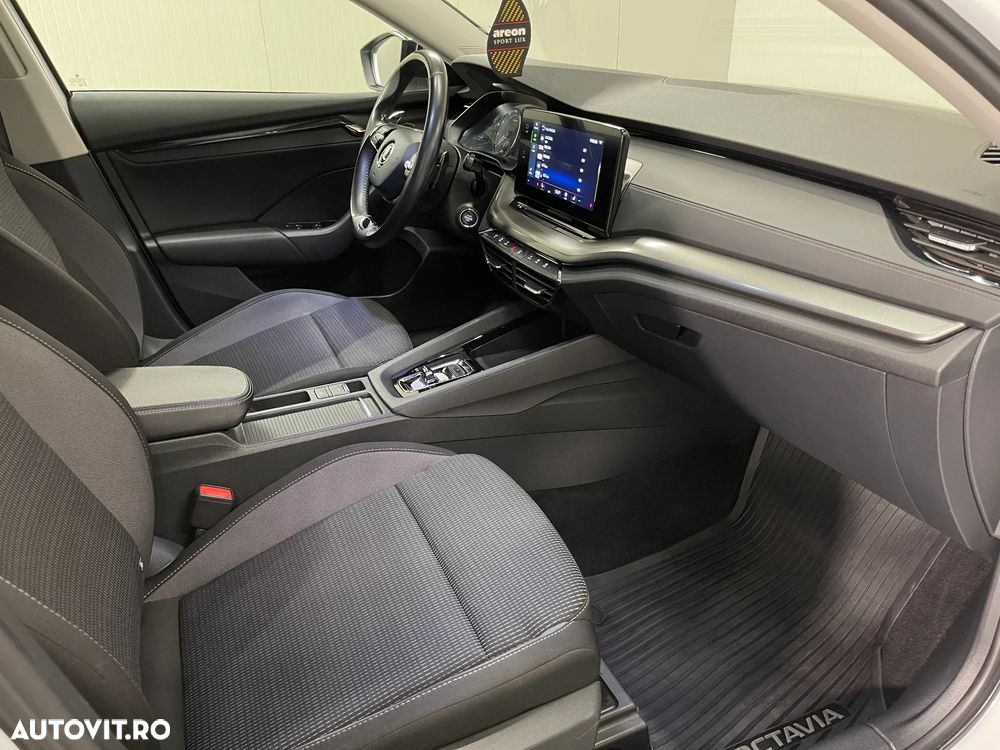 Skoda Octavia 1.5 TSI DSG MHEV Ambition - 10