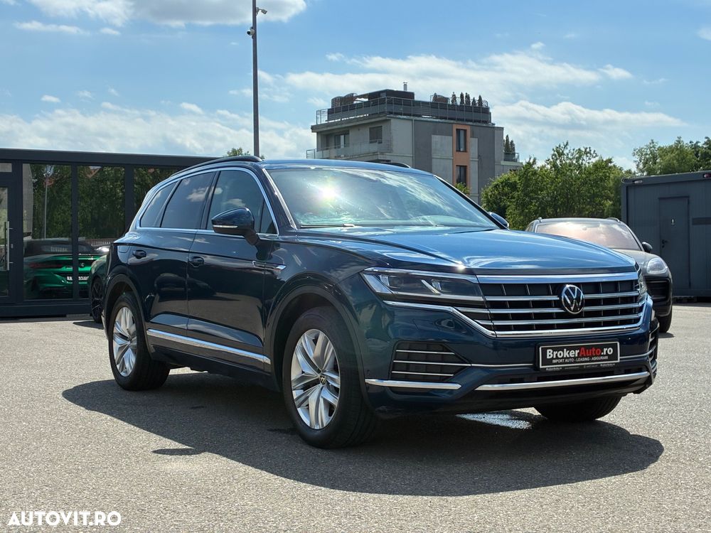 Volkswagen Touareg V6 TDI 4MOTION Elegance - 4