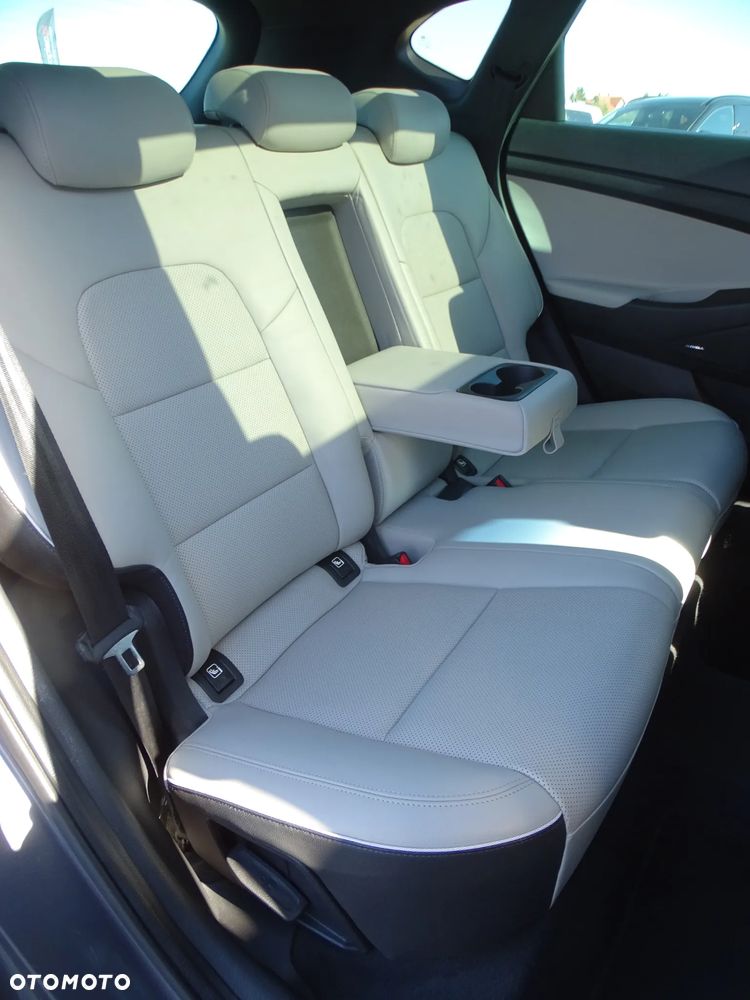 Hyundai Tucson blue 1.6 CRDi 2WD DCT Premium - 27