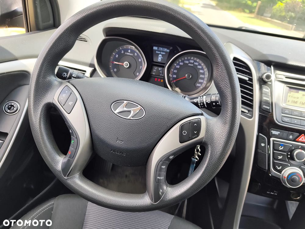 Hyundai i30 - 11