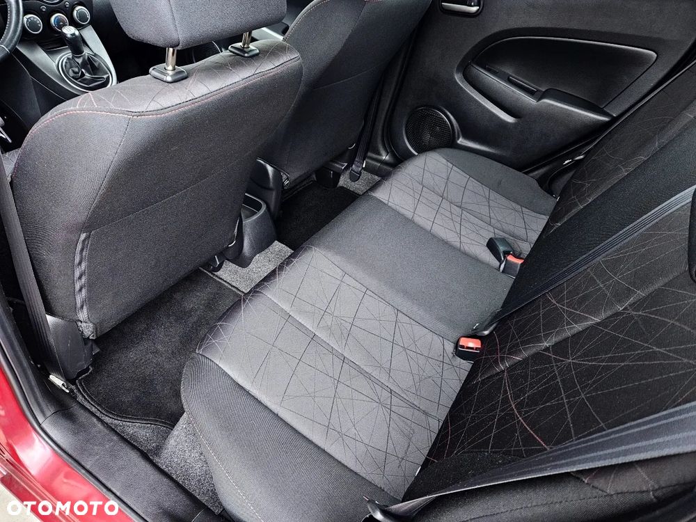 Mazda 2 2013