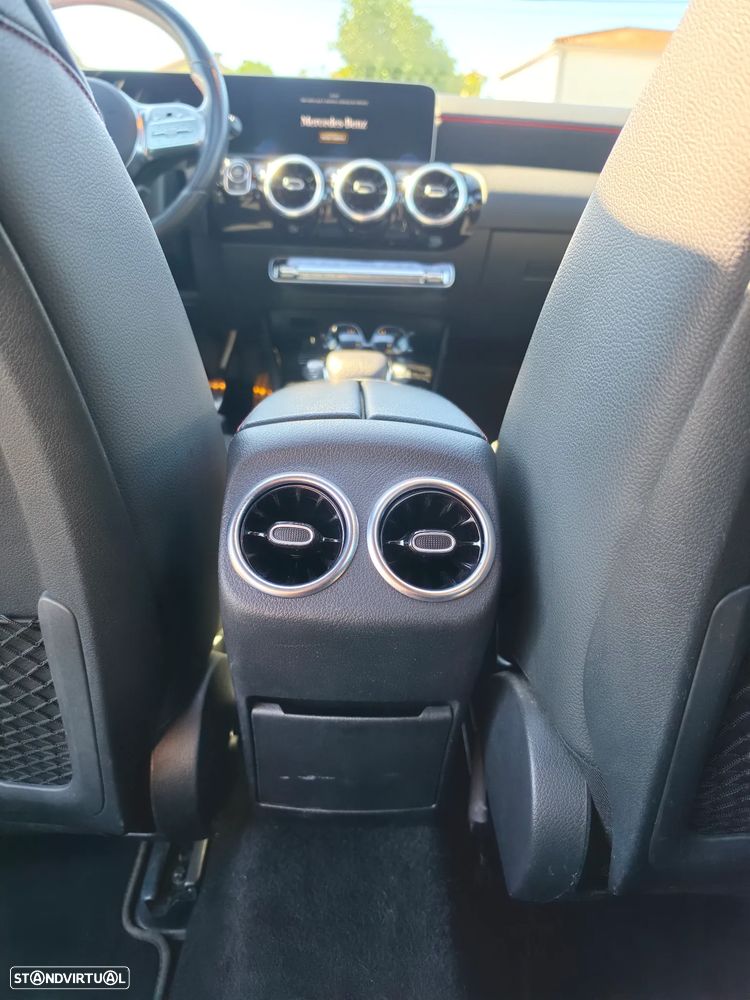 Mercedes-Benz A 180 - 25