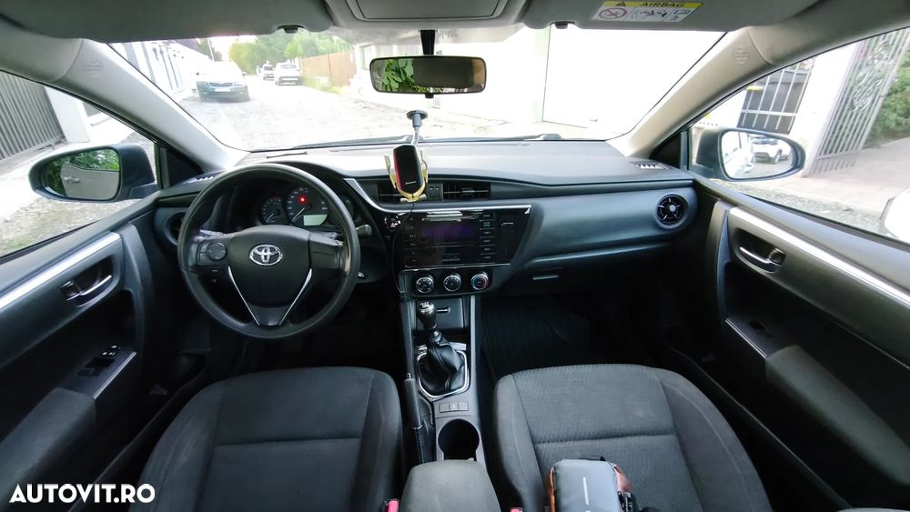 Toyota Corolla 1.6 Valvematic Terra - 19