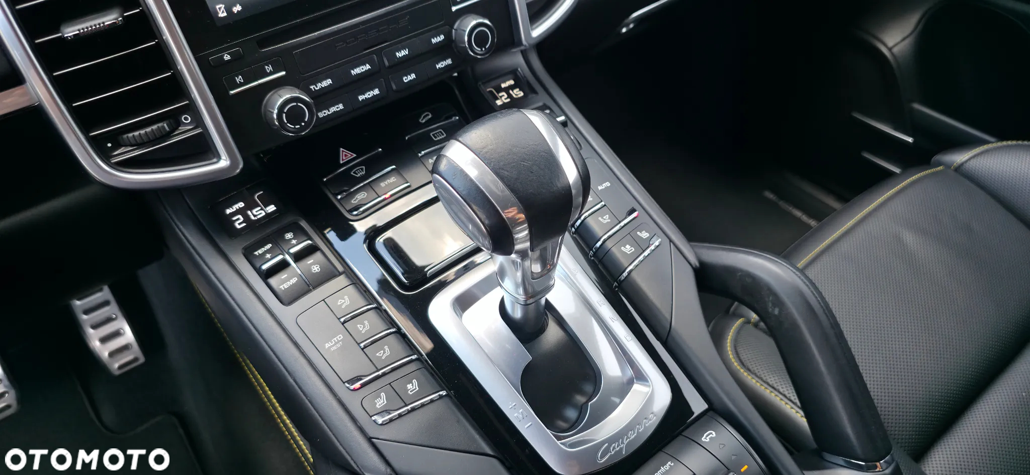 Porsche Cayenne GTS - 22