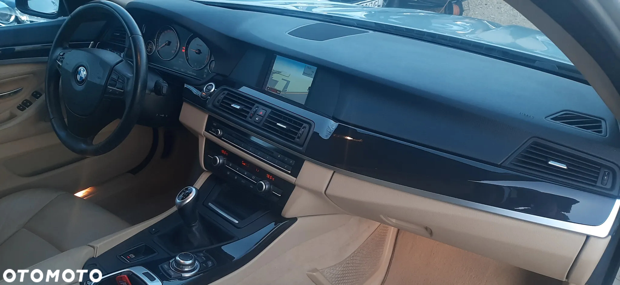 BMW Seria 5 520d - 15