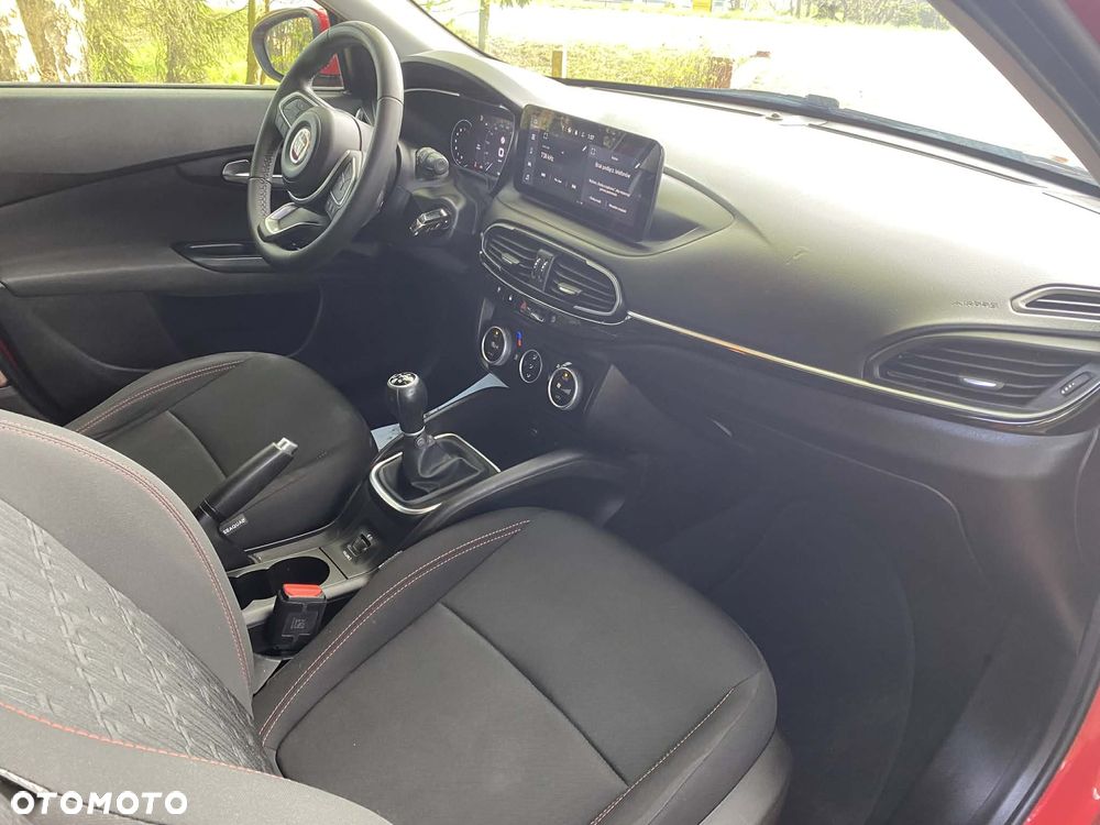 Fiat Tipo 1.0 T3 Red - 13