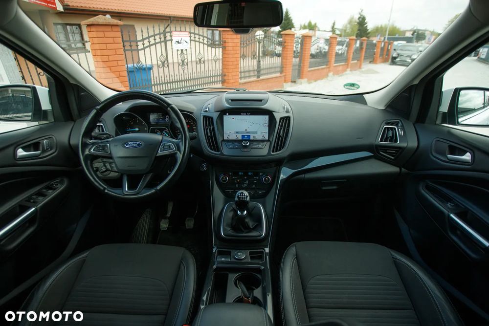 Ford Kuga 2.0 TDCi 2x4 Titanium - 5