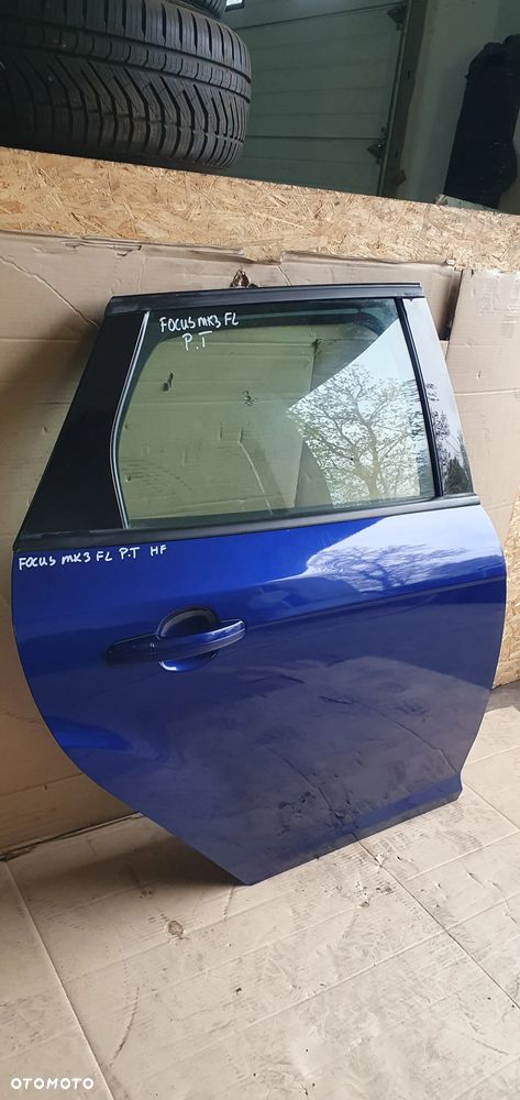 Drzwi prawy tył tylne prawe w kolor Ford Focus Mk3 Lift kombi HF - 2