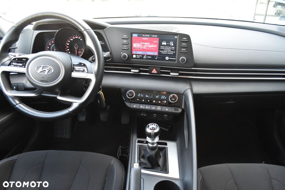 Hyundai Elantra 1.6 Smart - 11