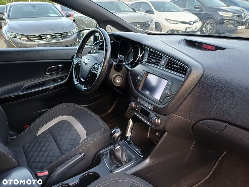 Kia Ceed 1.0 T-GDI ISG GT Line - 11