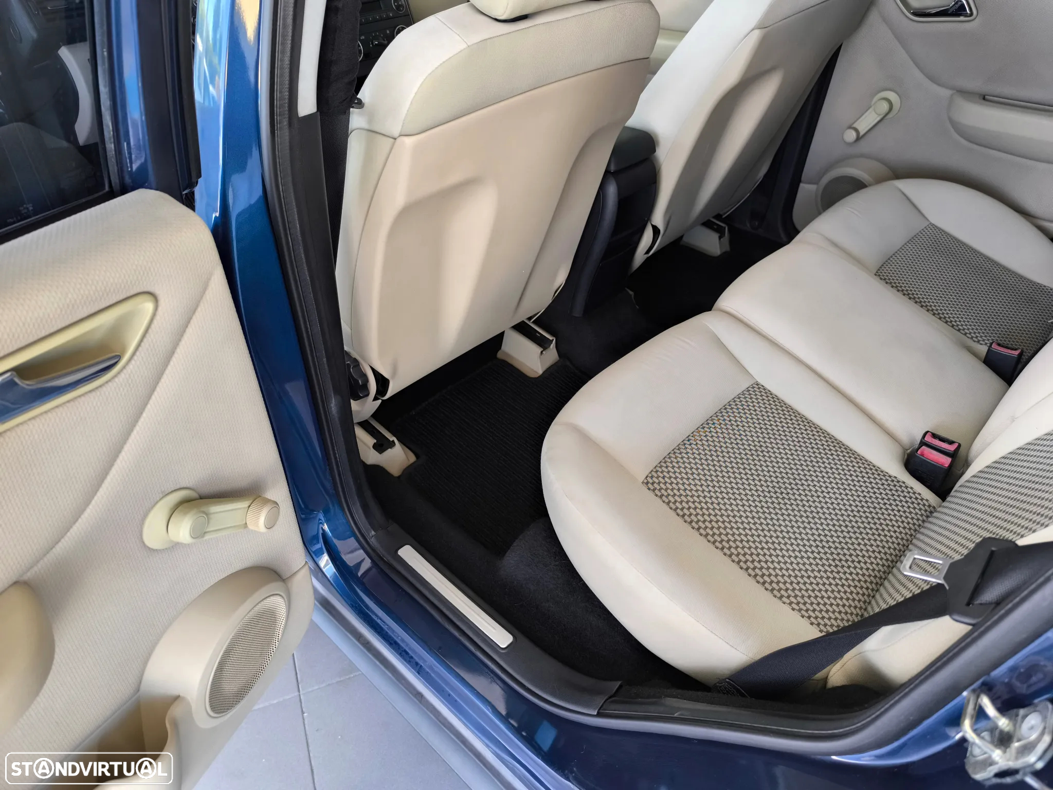 Mercedes-Benz A 150 Classic - 12