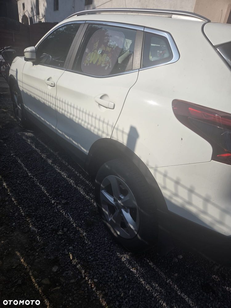 Nissan Qashqai - 5