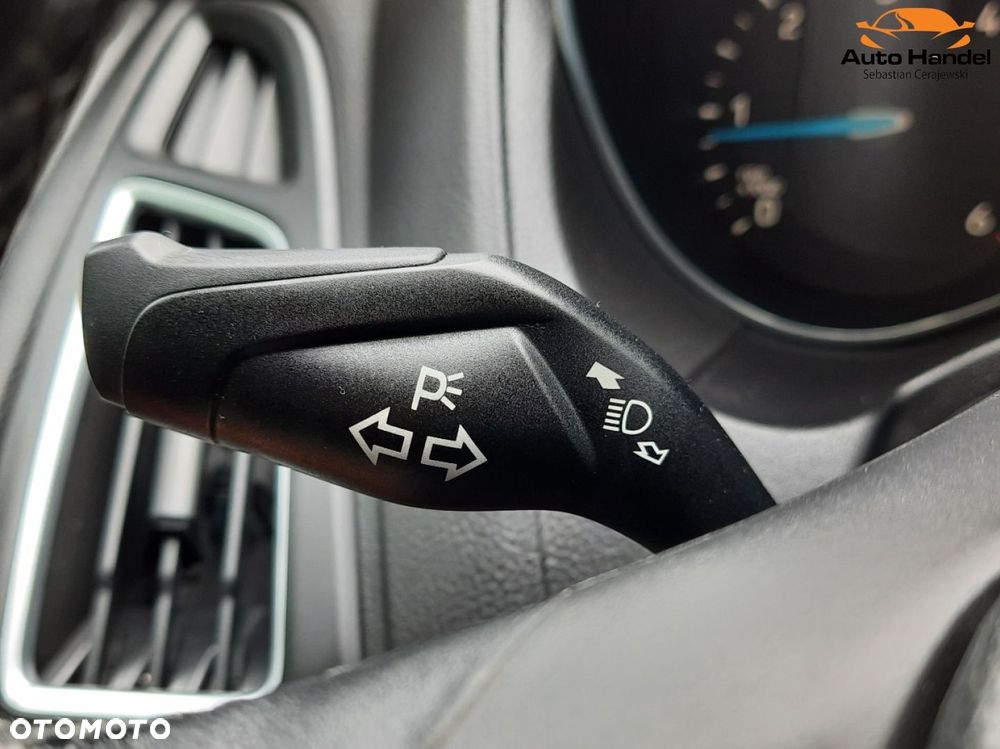Ford Focus 2.0 EcoBlue Titanium - 22