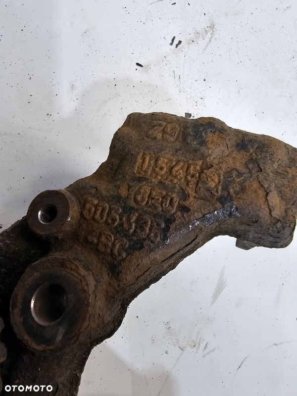 WAHACZ ZWROTNICA LEWY TYŁ A4 B6 B7 8E0505435BC - 3