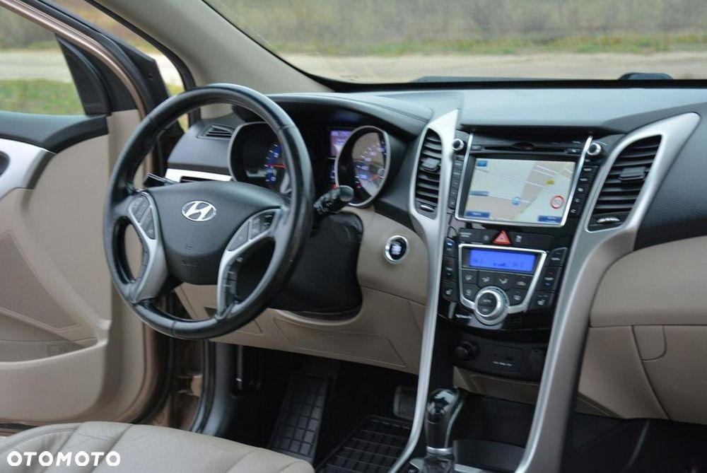 Hyundai i30 - 16