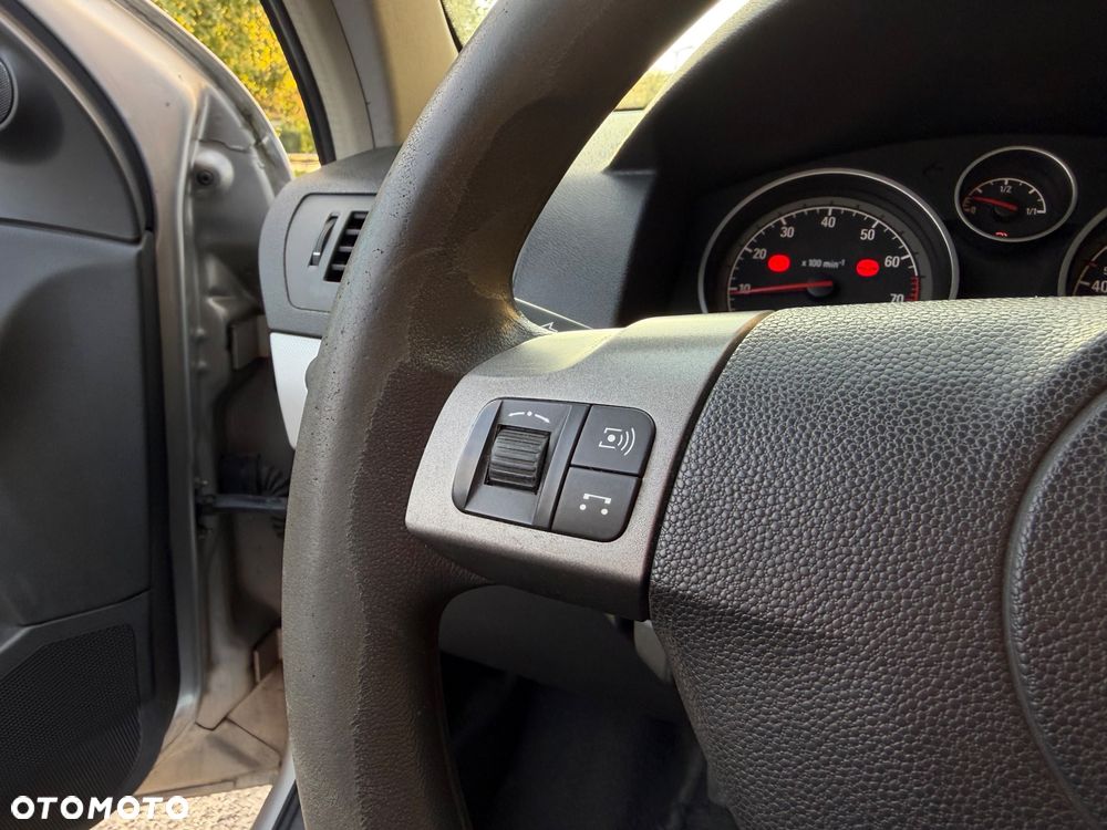 Opel Astra 1.6 Catch me now - 14