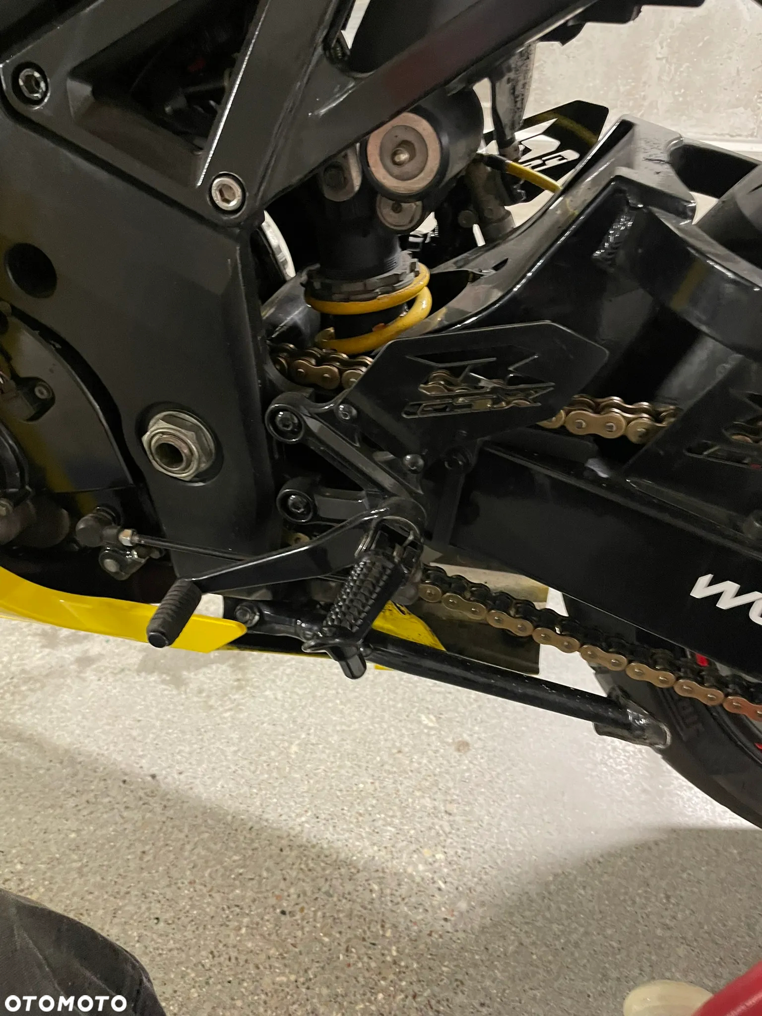 Suzuki GSX-R - 9