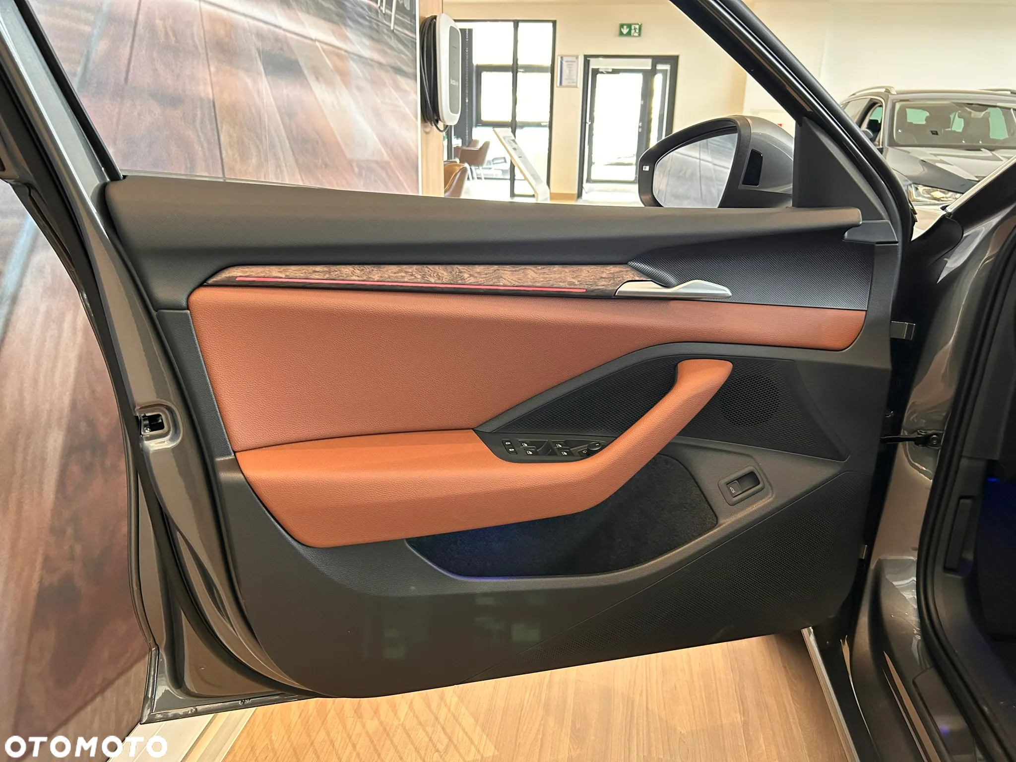 Skoda Superb 2.0 TDI SCR L&K DSG - 20