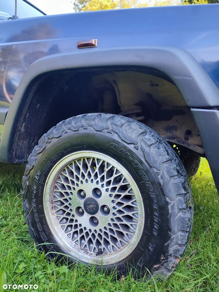 Jeep Cherokee 2.5 TD - 18