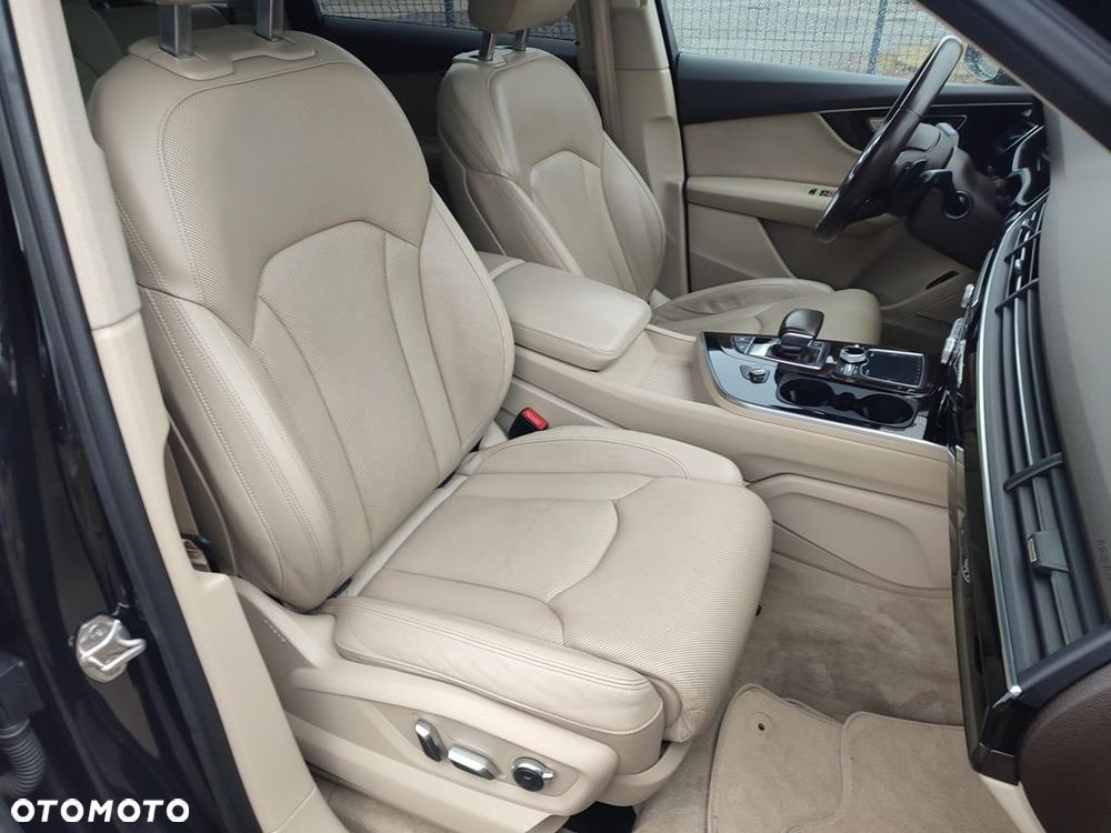 Audi Q7 3.0 TDI Quattro Tiptronic - 18