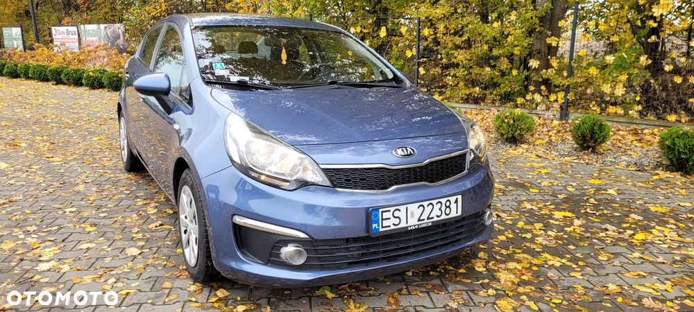 Kia Rio - 16