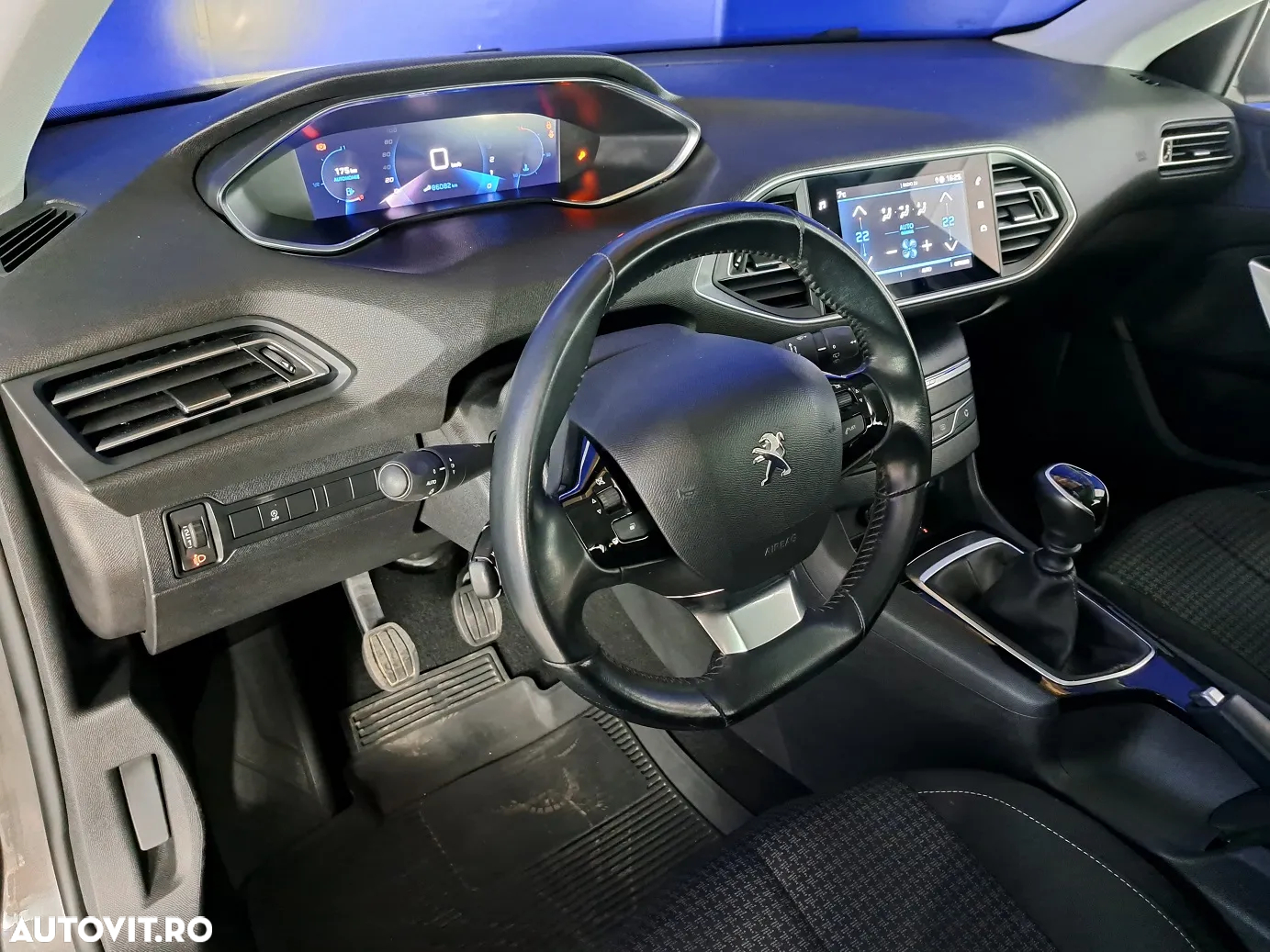 Peugeot 308 - 10