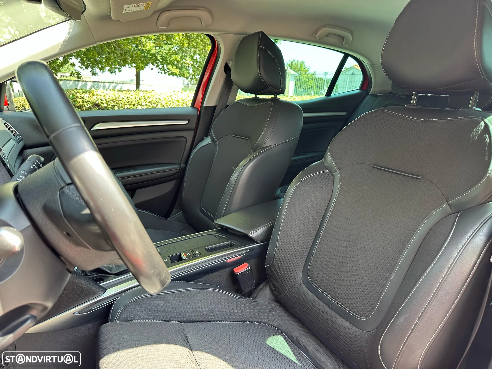 Renault Mégane BLUE dCi 115 EDC INTENS - 9
