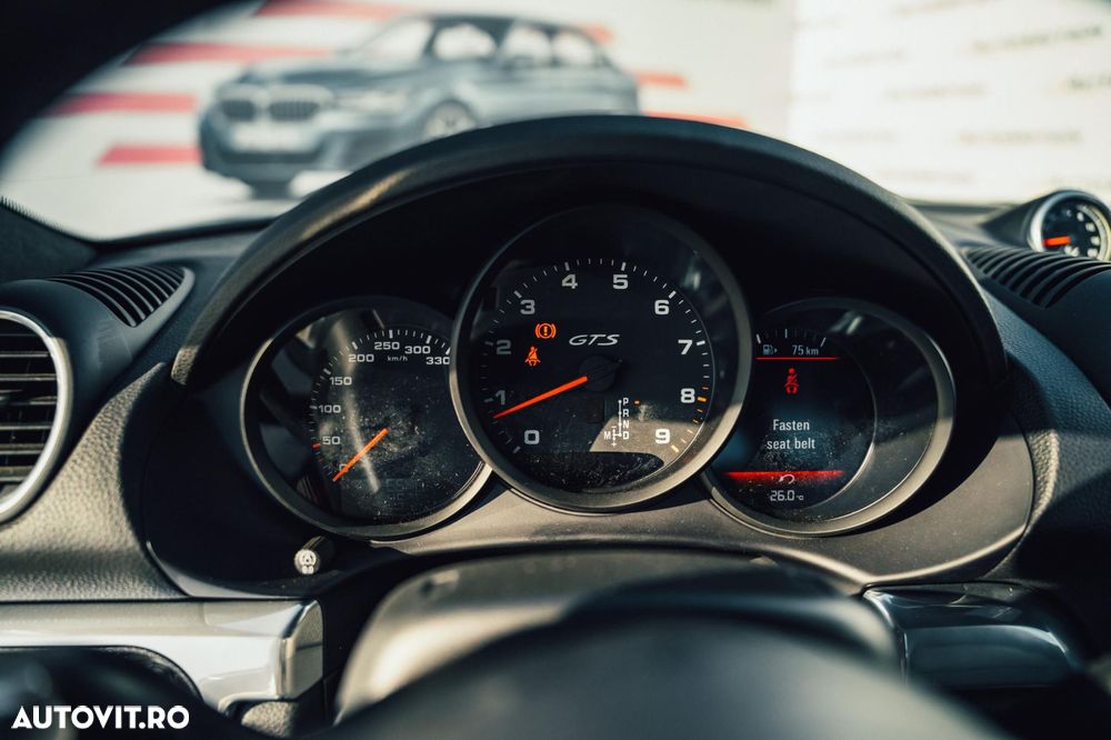 Porsche Cayman 718 GTS 4.0 PDK - 11