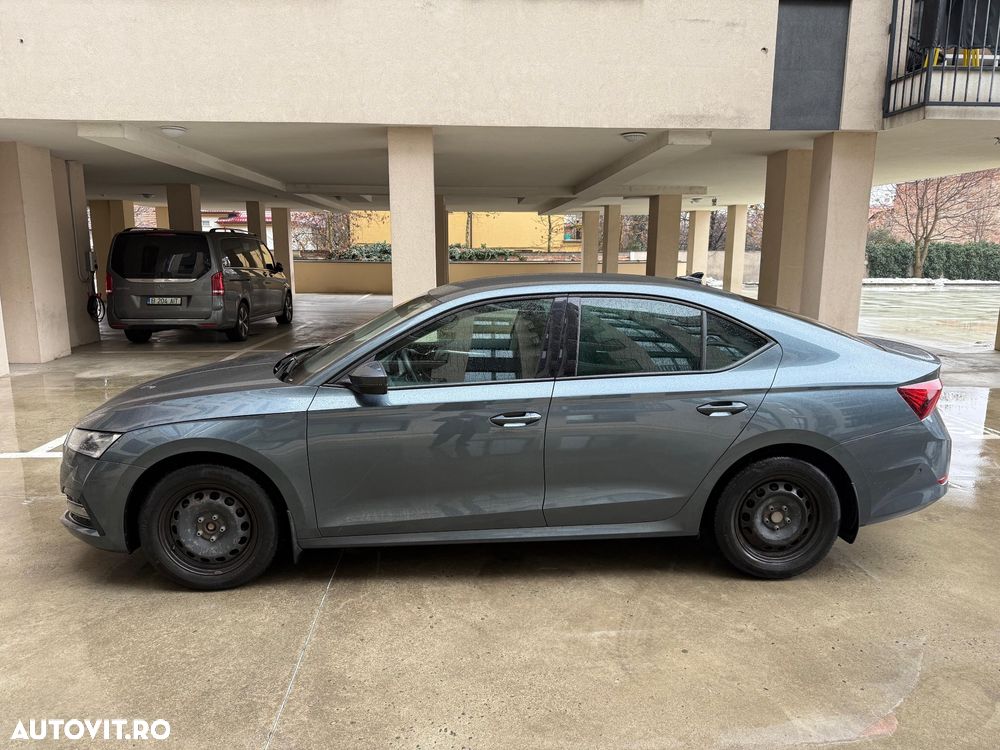 Skoda Octavia 2.0 TDI DSG Style - 3