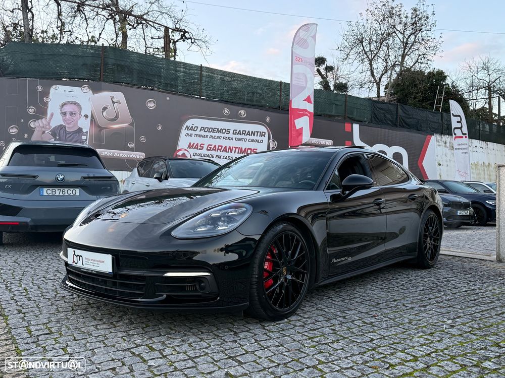Porsche Panamera 4 E-Hybrid 10 Years Edition - 1