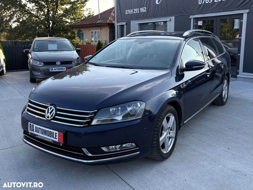 Volkswagen Passat Variant 2.0 TDI Blue TDI Highline - 12