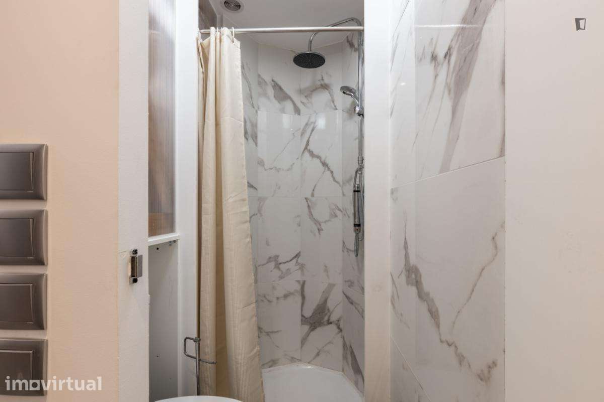 Quarto - localizado em Baixa Lisbon - Grande imagem: 5/17