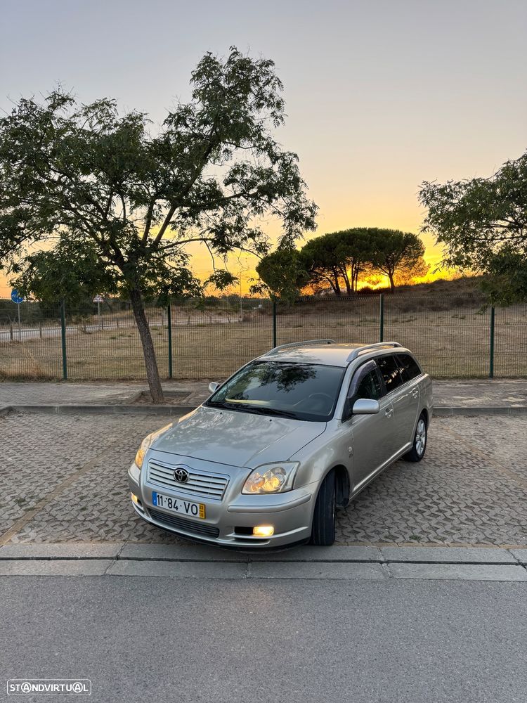Toyota Avensis SW 2.0 D-4D - 20