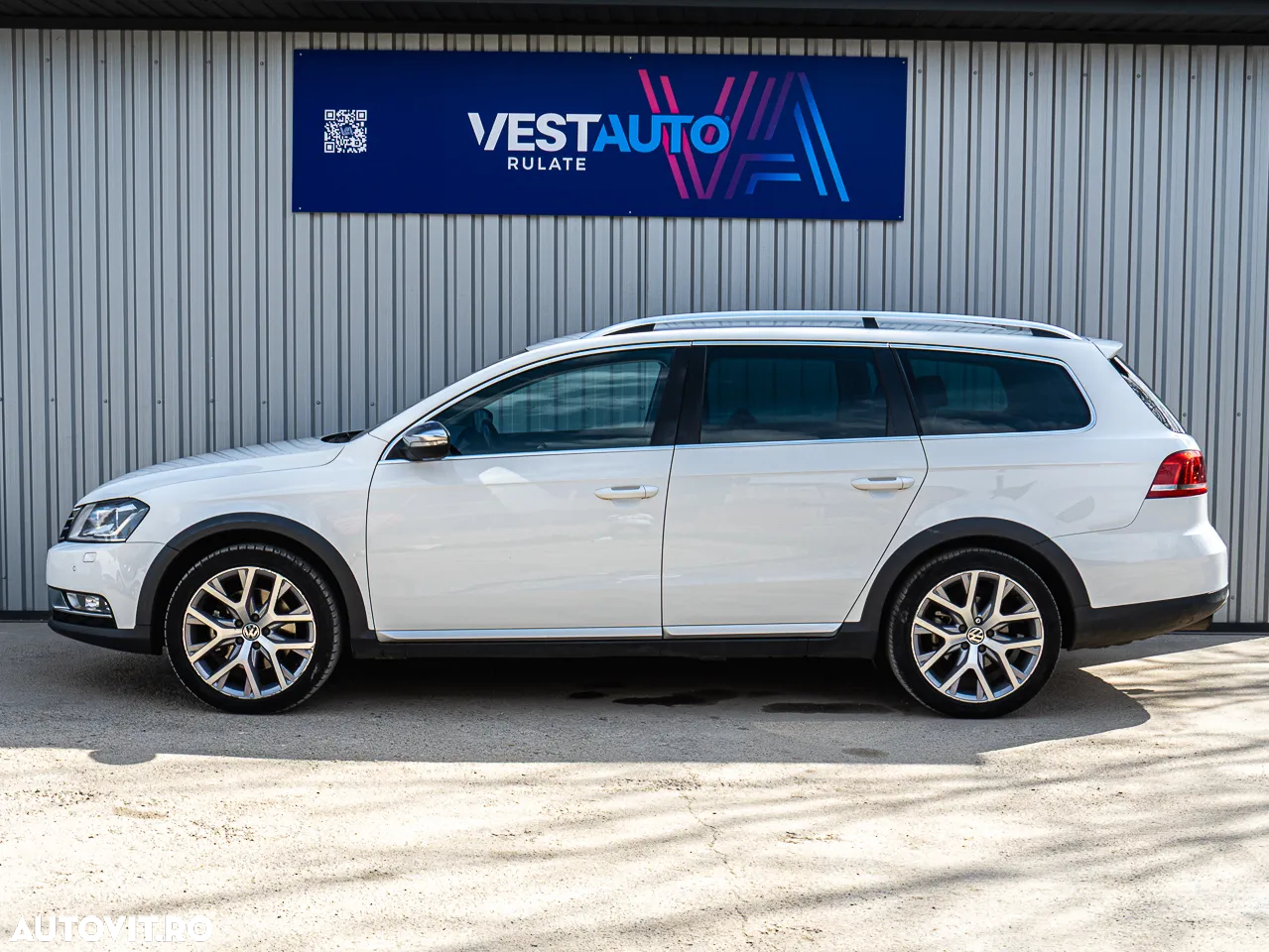 Volkswagen Passat Alltrack 2.0 TDI 4Motion DSG BlueMotion Tec - 14