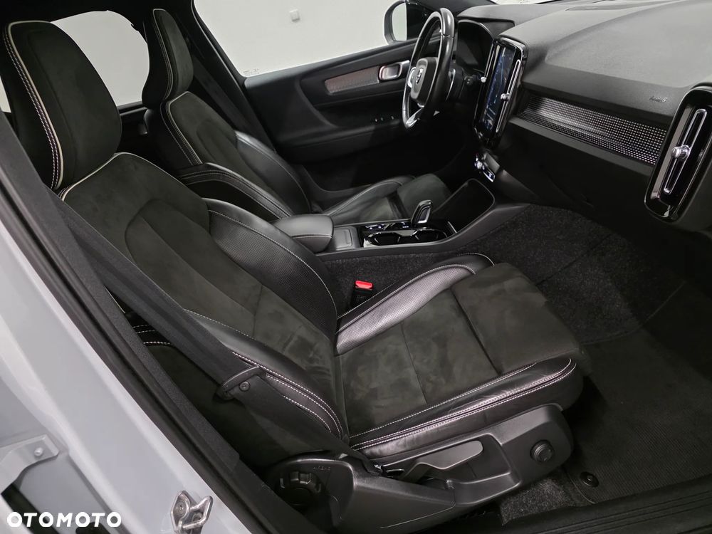 Volvo XC 40 D3 SCR R-Design - 18