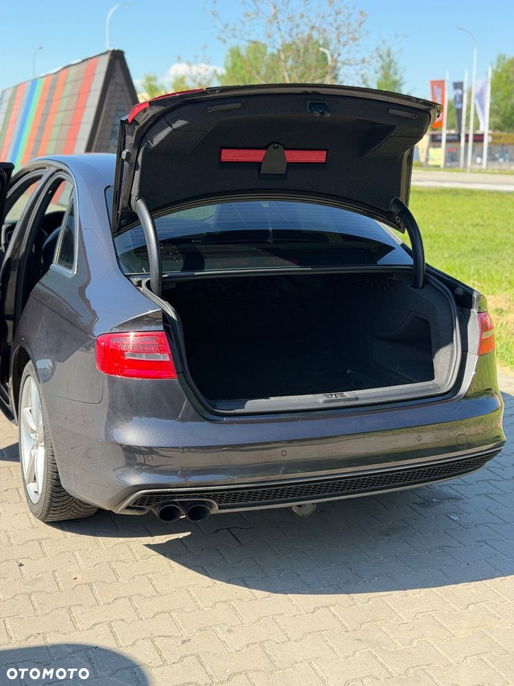 Audi A4 Limousine 2.0 TDI Quattro S tronic - 12