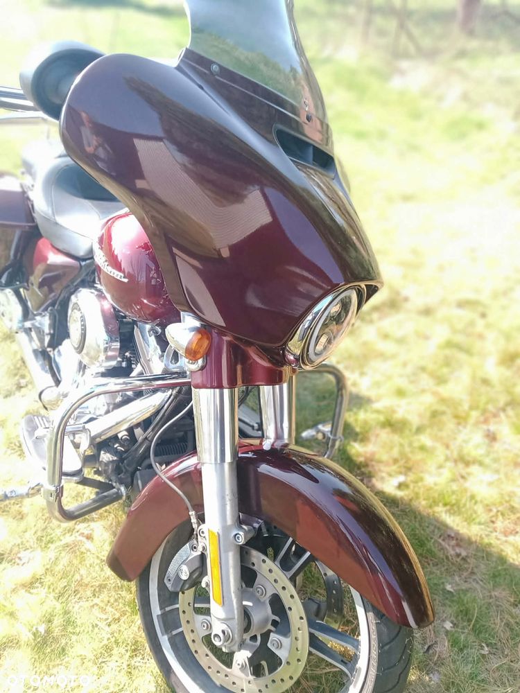 Harley-Davidson FLHXS Special - 2