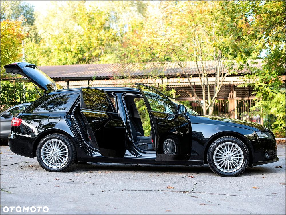 Audi A4 Avant - 16