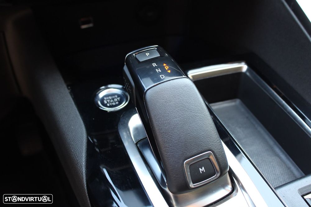 Peugeot 3008 PureTech 130 Stop & Start GPF EAT8 Active - 24
