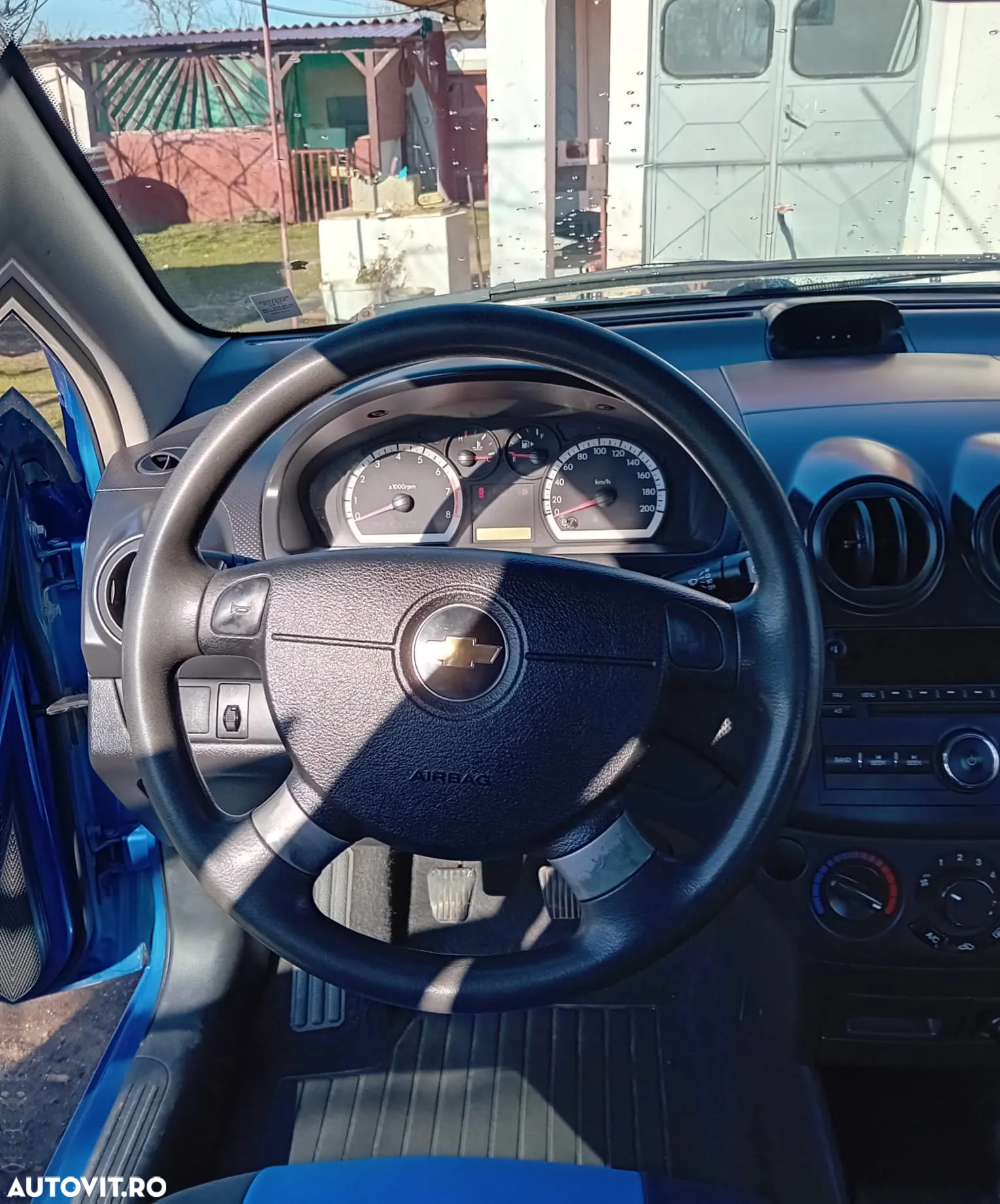Chevrolet Aveo - 12