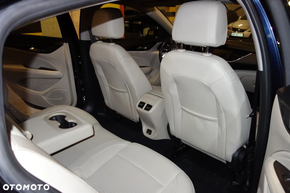 Opel Insignia 1.5 T Innovation S&S - 11