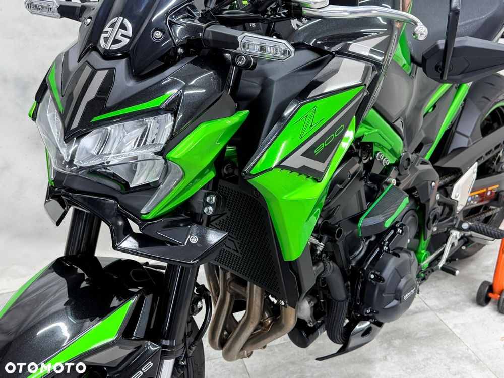 Kawasaki Z 900 - 10
