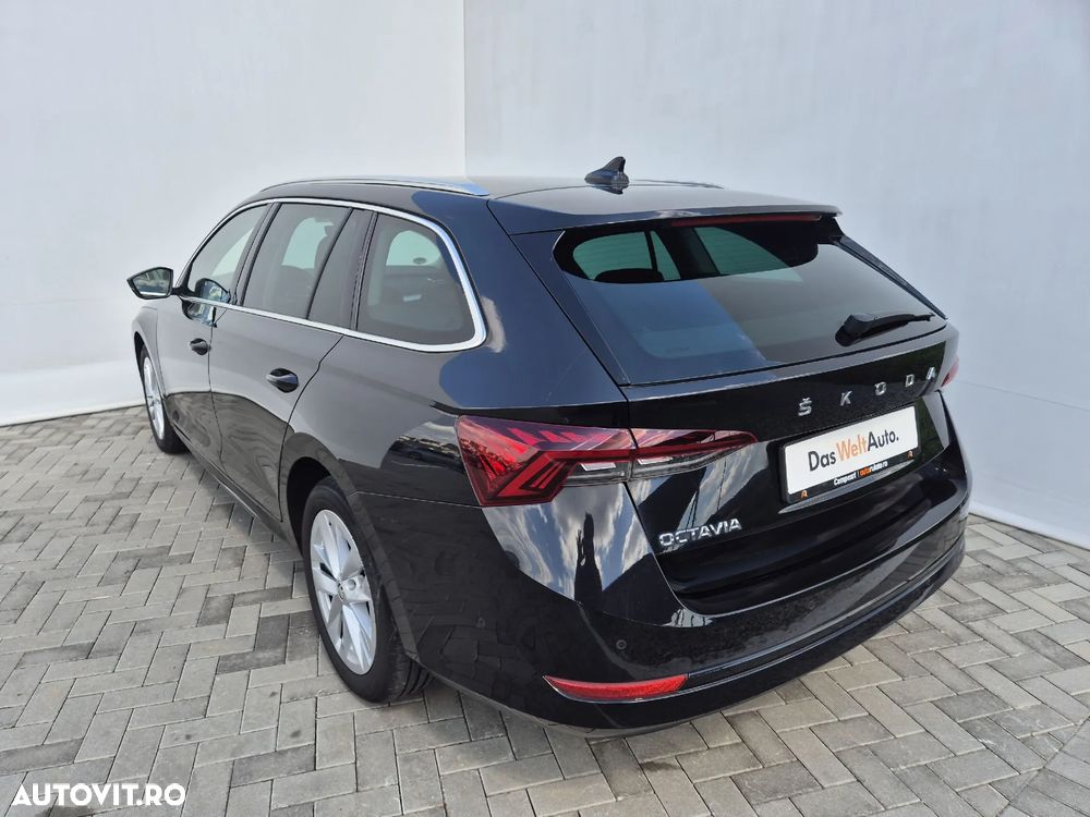 Skoda Octavia Combi 2.0 TDI DSG Style - 3