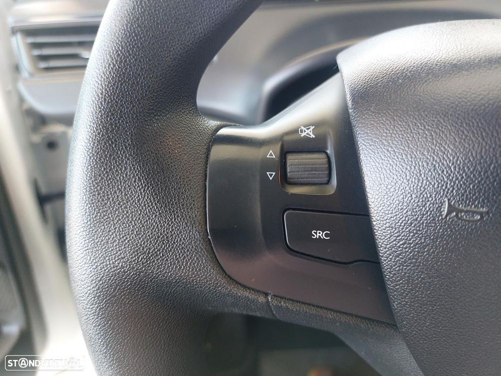 Peugeot 208 Van 1.5 BlueHDi - IVA Dedutível - 17