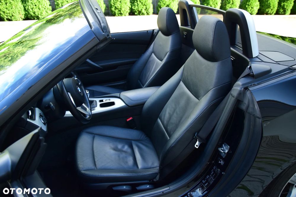 BMW Z4 sDrive30i - 26
